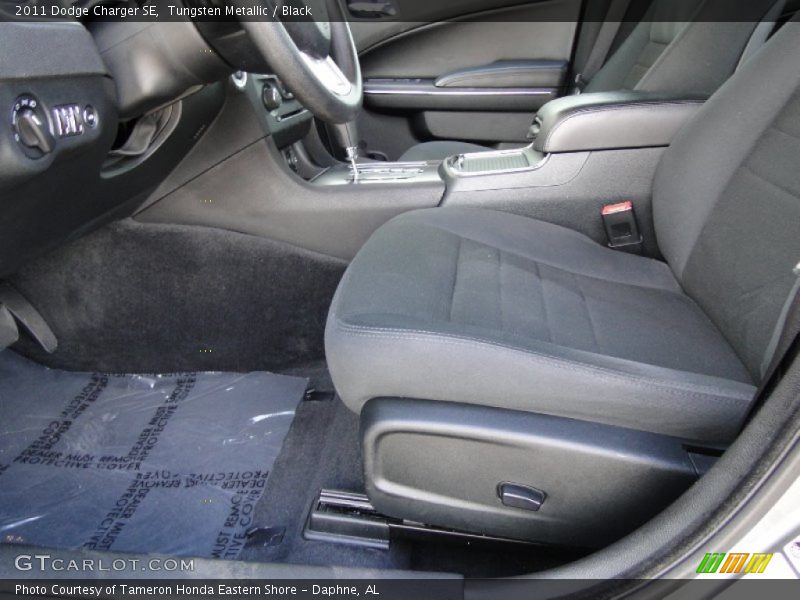 Tungsten Metallic / Black 2011 Dodge Charger SE