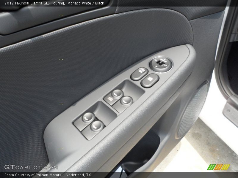 Controls of 2012 Elantra GLS Touring