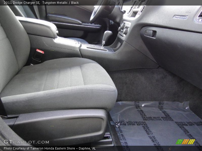 Tungsten Metallic / Black 2011 Dodge Charger SE