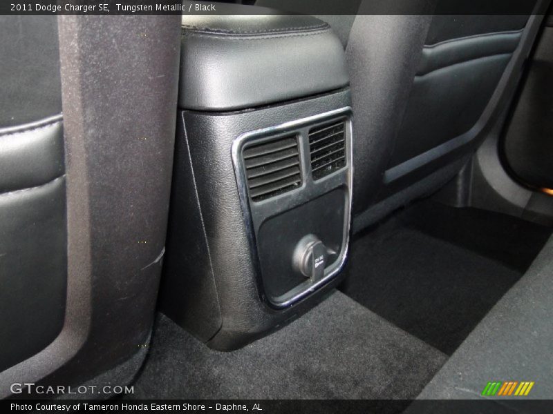 Tungsten Metallic / Black 2011 Dodge Charger SE