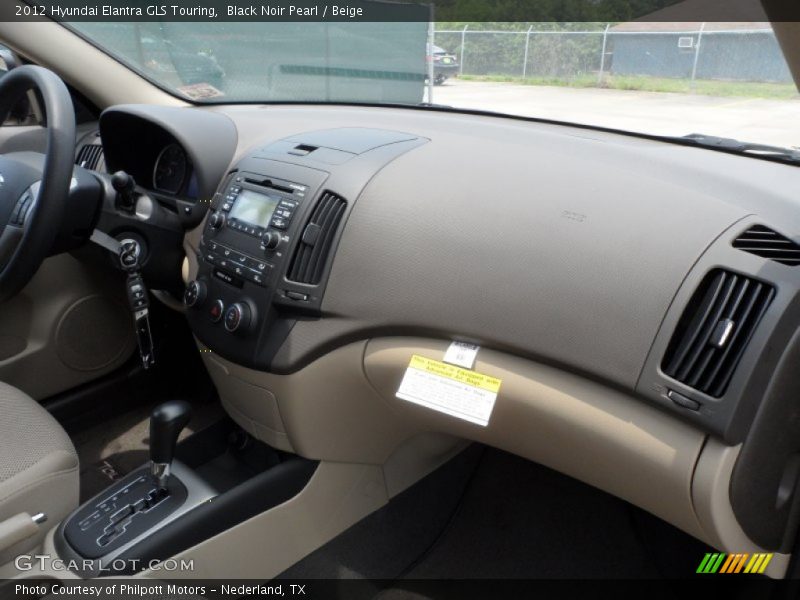 Dashboard of 2012 Elantra GLS Touring