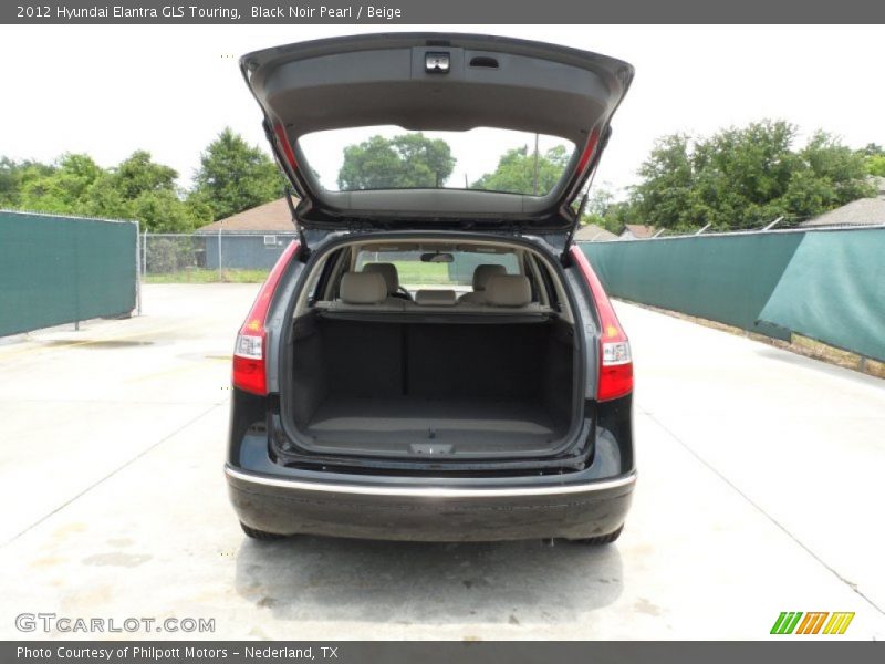  2012 Elantra GLS Touring Trunk
