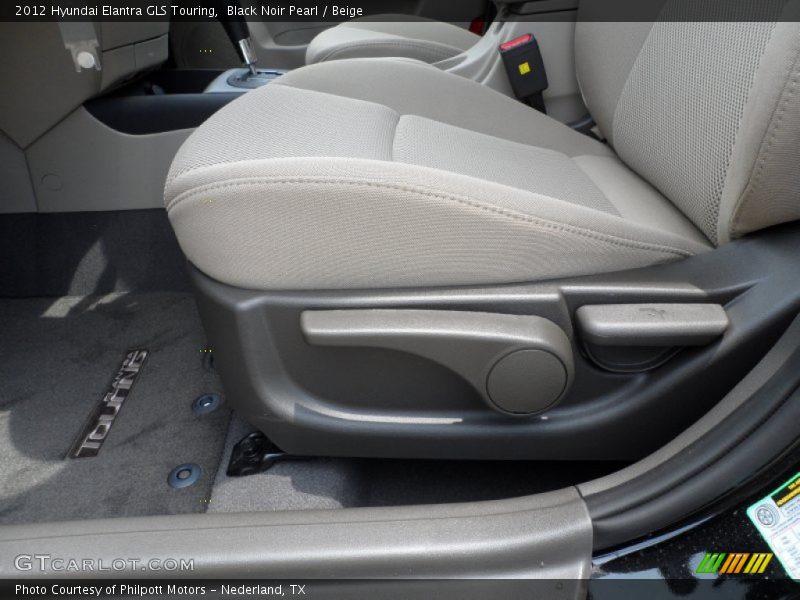 Front Seat of 2012 Elantra GLS Touring