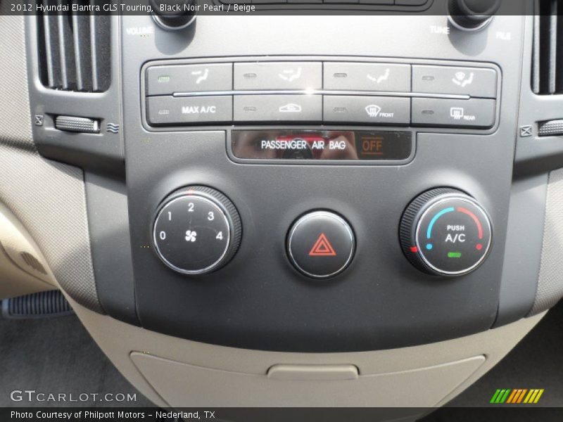 Controls of 2012 Elantra GLS Touring