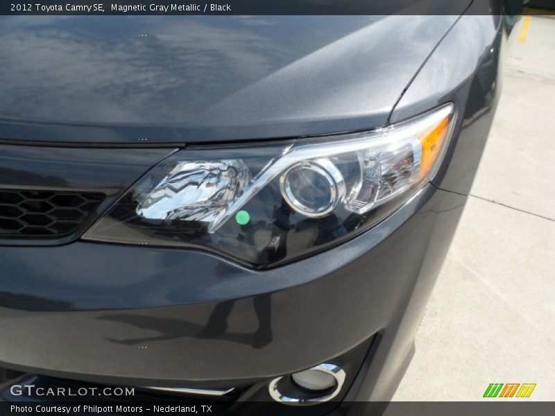 Magnetic Gray Metallic / Black 2012 Toyota Camry SE