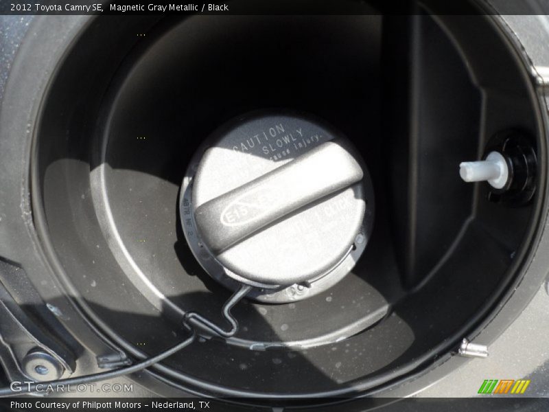 Magnetic Gray Metallic / Black 2012 Toyota Camry SE