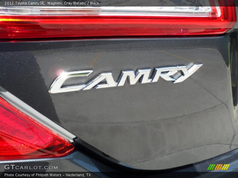 Magnetic Gray Metallic / Black 2012 Toyota Camry SE