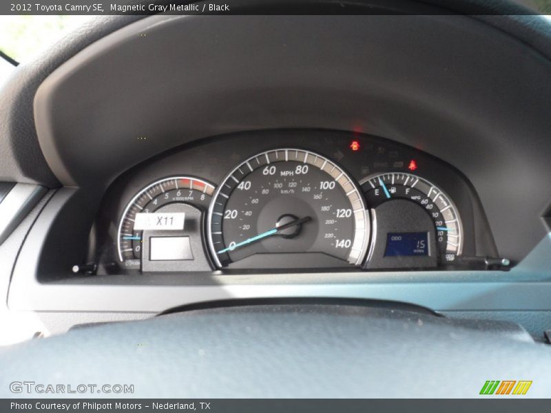 Magnetic Gray Metallic / Black 2012 Toyota Camry SE