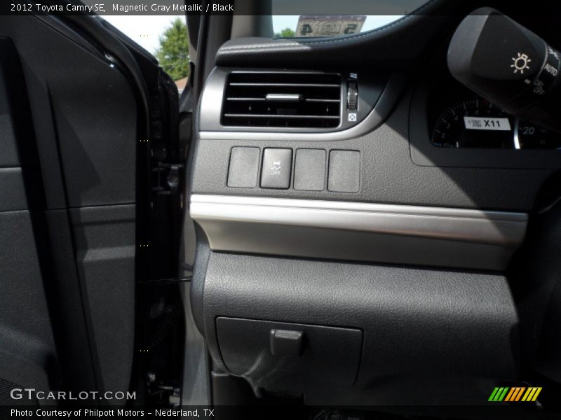 Magnetic Gray Metallic / Black 2012 Toyota Camry SE