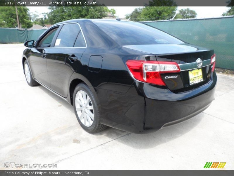 Attitude Black Metallic / Ash 2012 Toyota Camry XLE