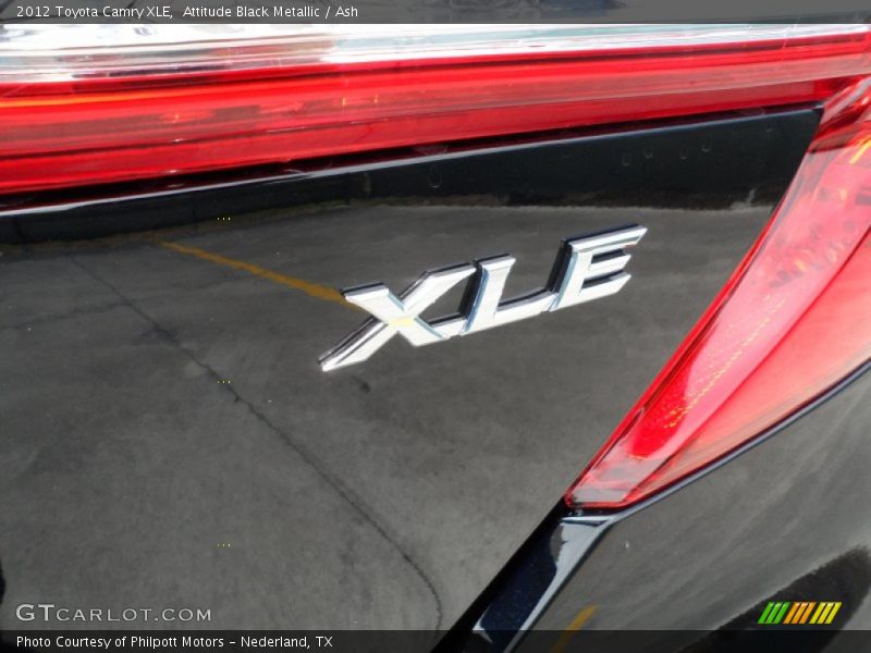 Attitude Black Metallic / Ash 2012 Toyota Camry XLE