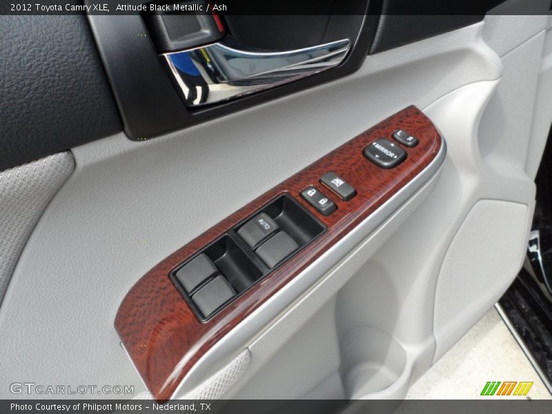 Attitude Black Metallic / Ash 2012 Toyota Camry XLE