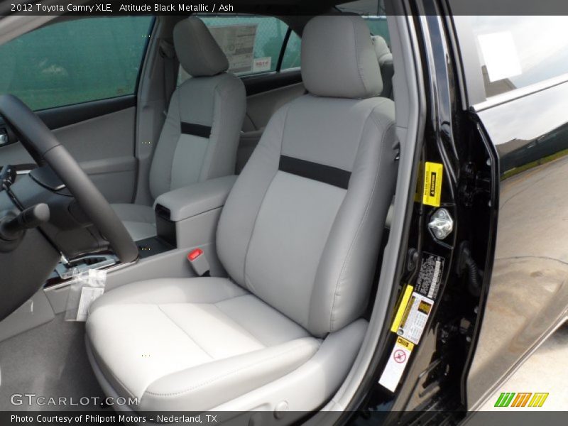 Attitude Black Metallic / Ash 2012 Toyota Camry XLE