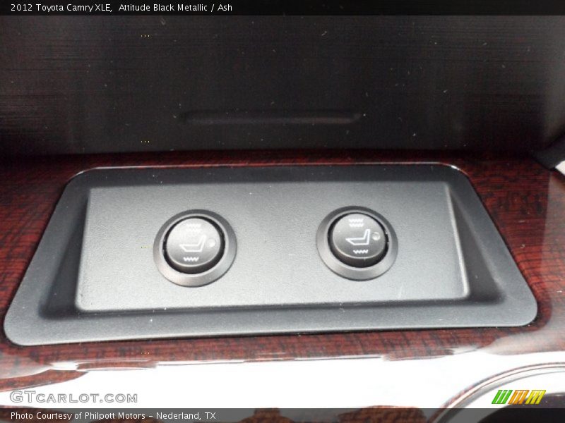 Attitude Black Metallic / Ash 2012 Toyota Camry XLE