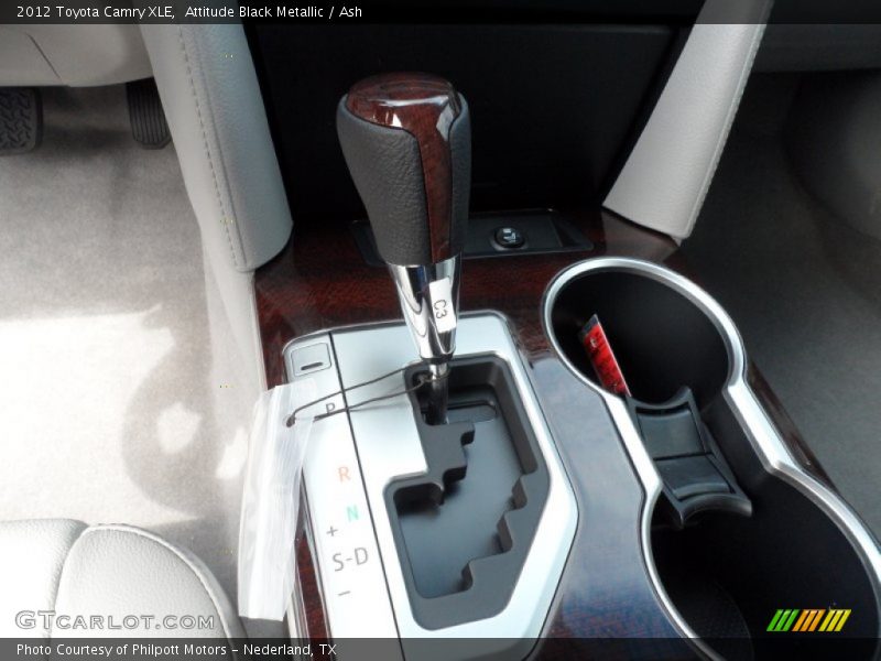 Attitude Black Metallic / Ash 2012 Toyota Camry XLE