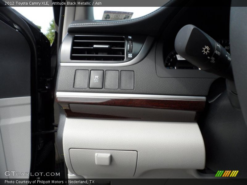 Attitude Black Metallic / Ash 2012 Toyota Camry XLE