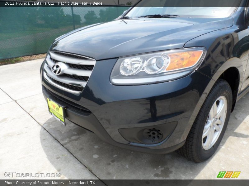 Pacific Blue Pearl / Beige 2012 Hyundai Santa Fe GLS
