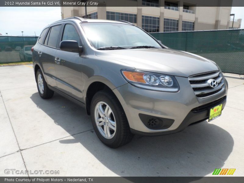 Mineral Gray / Gray 2012 Hyundai Santa Fe GLS V6