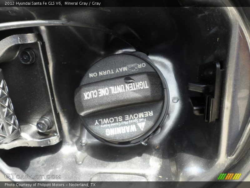 Mineral Gray / Gray 2012 Hyundai Santa Fe GLS V6