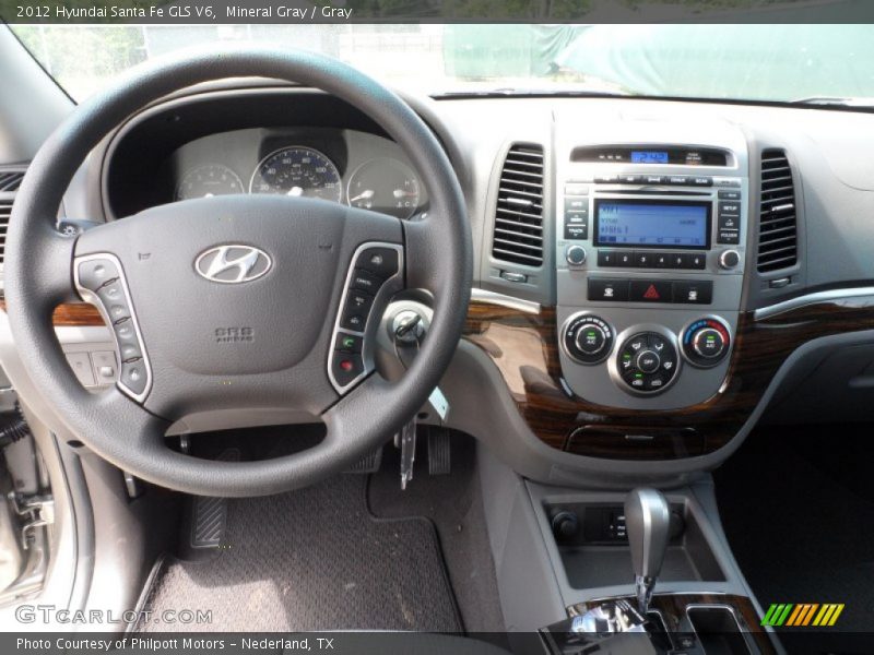 Dashboard of 2012 Santa Fe GLS V6