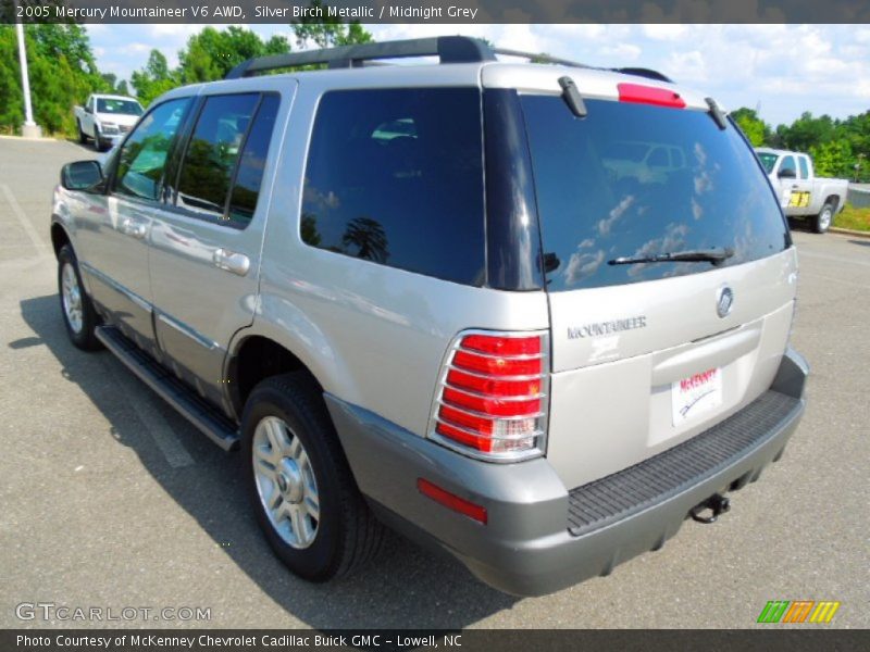 Silver Birch Metallic / Midnight Grey 2005 Mercury Mountaineer V6 AWD