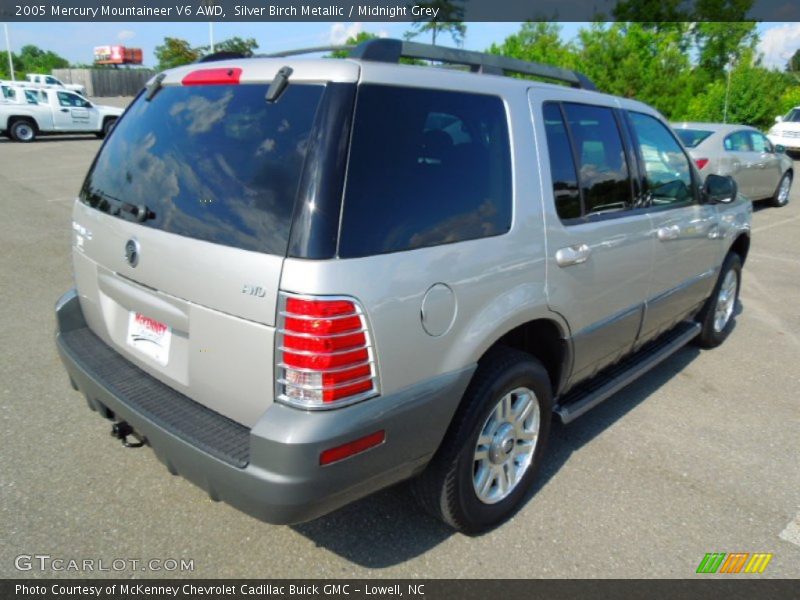 Silver Birch Metallic / Midnight Grey 2005 Mercury Mountaineer V6 AWD