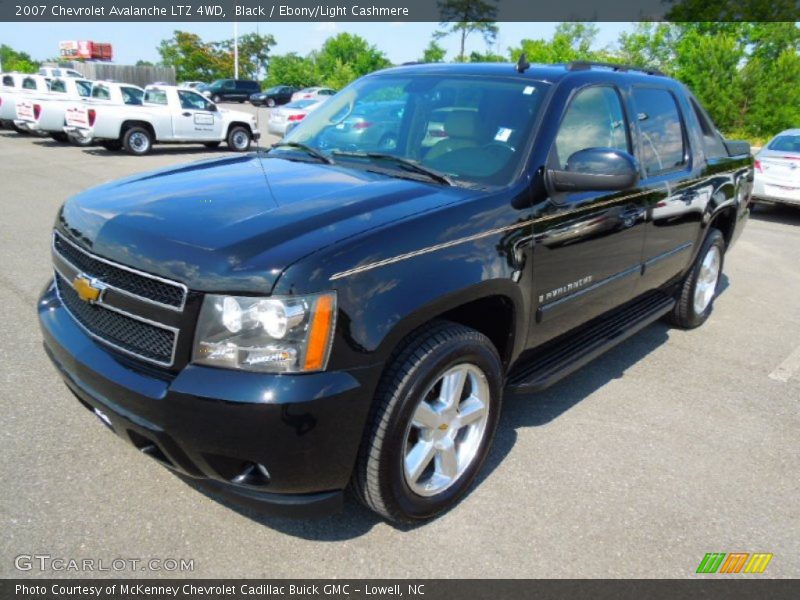 Black / Ebony/Light Cashmere 2007 Chevrolet Avalanche LTZ 4WD