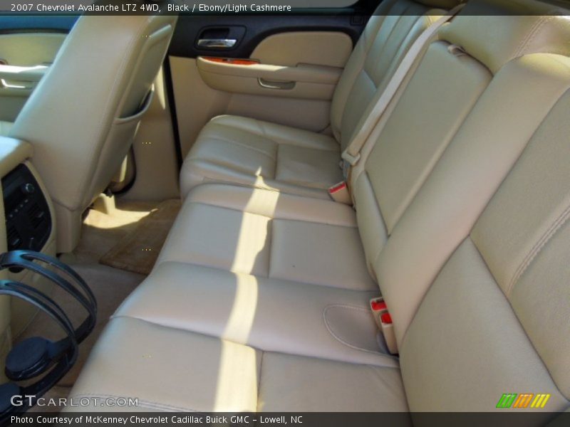Black / Ebony/Light Cashmere 2007 Chevrolet Avalanche LTZ 4WD