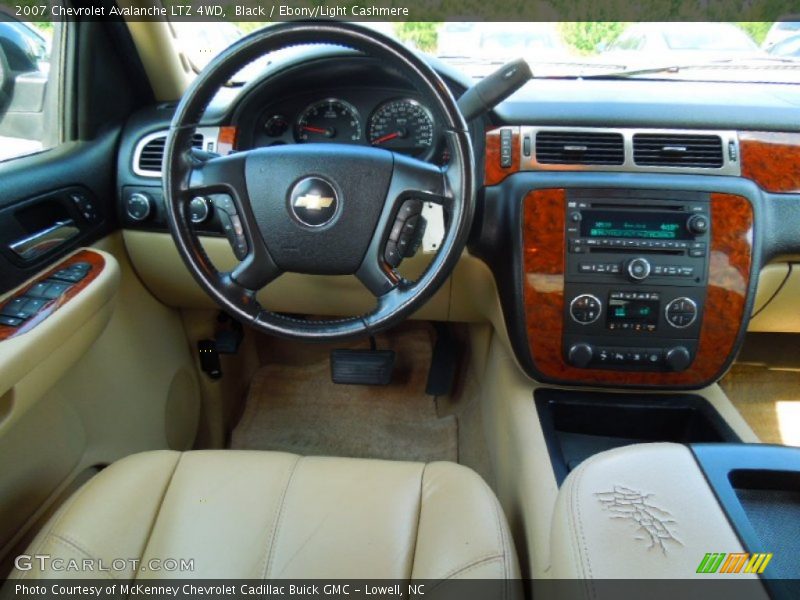 Black / Ebony/Light Cashmere 2007 Chevrolet Avalanche LTZ 4WD
