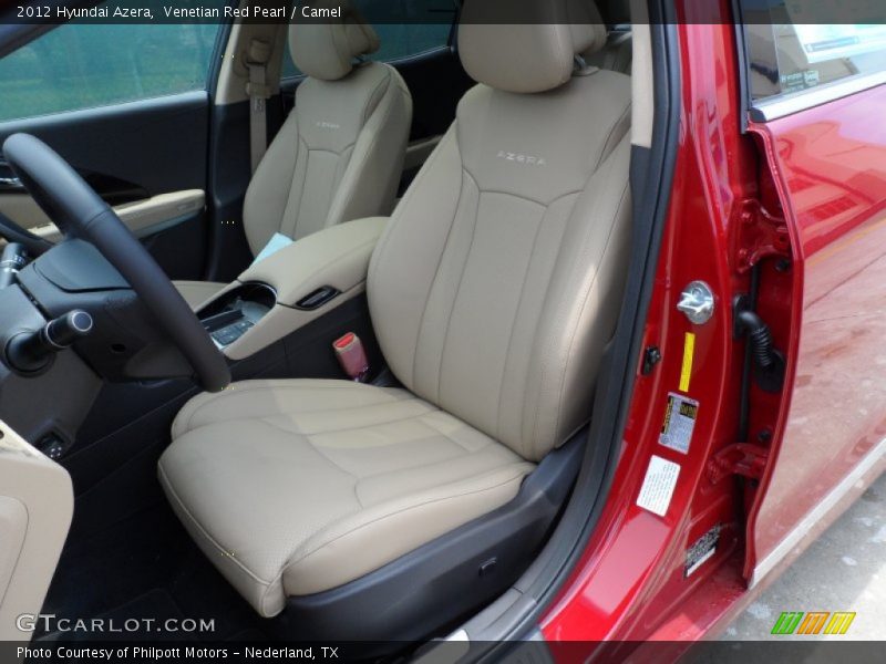 Front Seat of 2012 Azera 