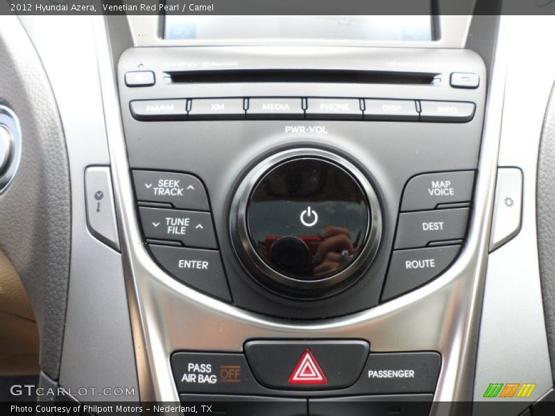 Controls of 2012 Azera 