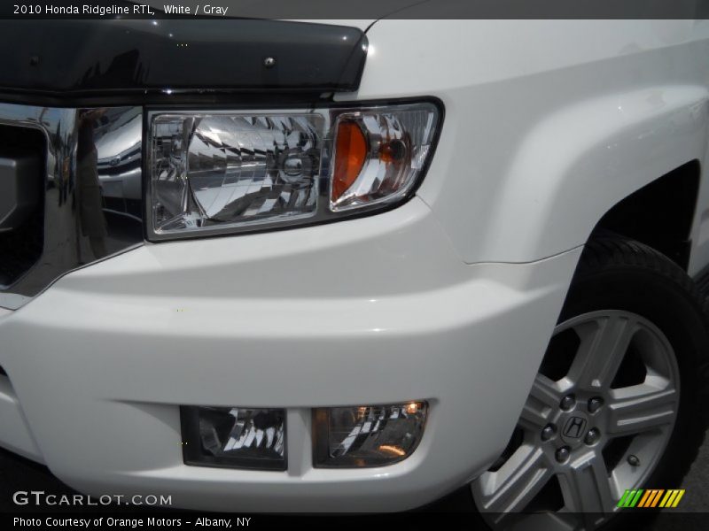 White / Gray 2010 Honda Ridgeline RTL