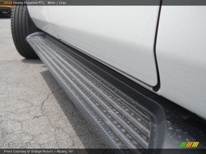 White / Gray 2010 Honda Ridgeline RTL