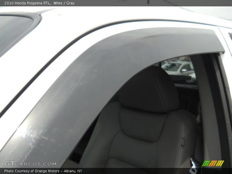 White / Gray 2010 Honda Ridgeline RTL