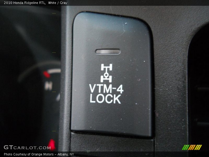White / Gray 2010 Honda Ridgeline RTL