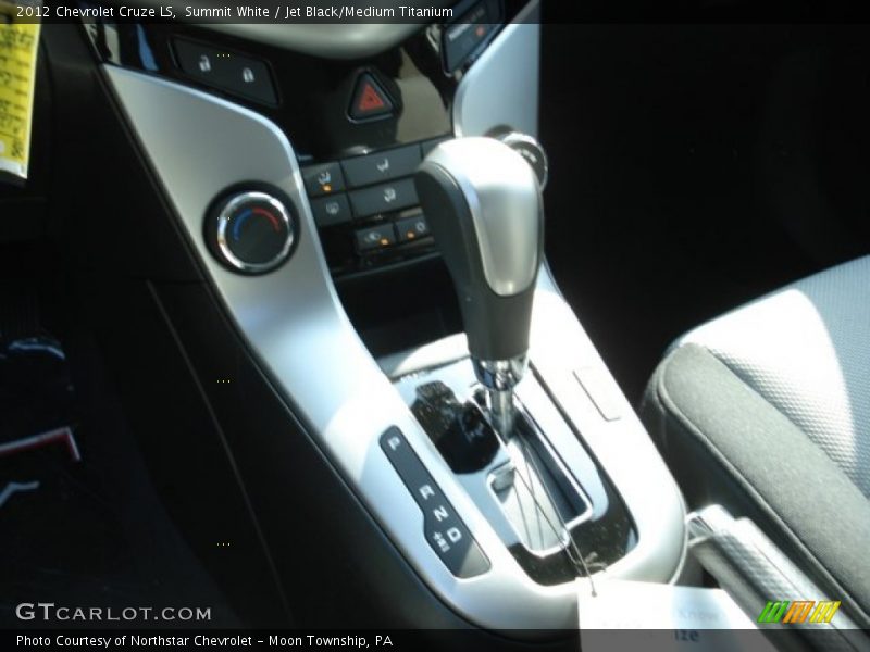 Summit White / Jet Black/Medium Titanium 2012 Chevrolet Cruze LS