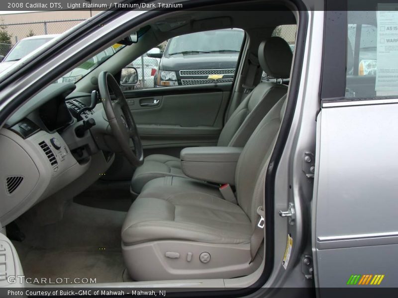 Light Platinum / Titanium/Dark Titanium 2008 Cadillac DTS