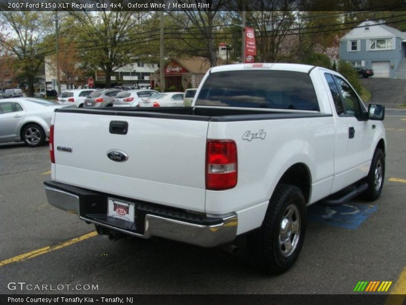 Oxford White / Medium Flint 2007 Ford F150 XLT Regular Cab 4x4