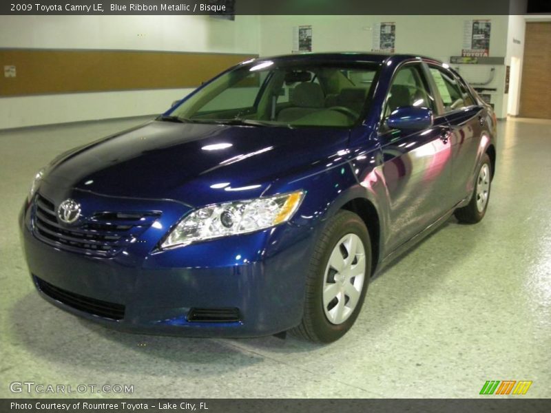 Blue Ribbon Metallic / Bisque 2009 Toyota Camry LE