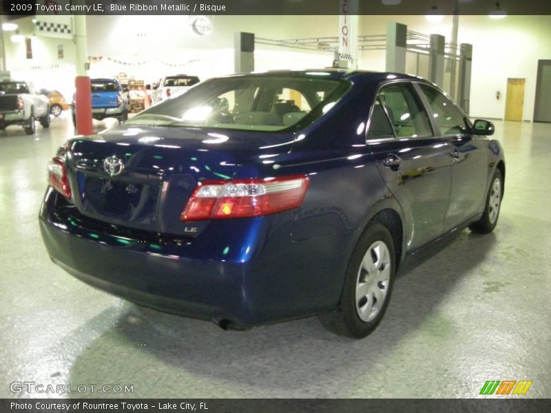 Blue Ribbon Metallic / Bisque 2009 Toyota Camry LE