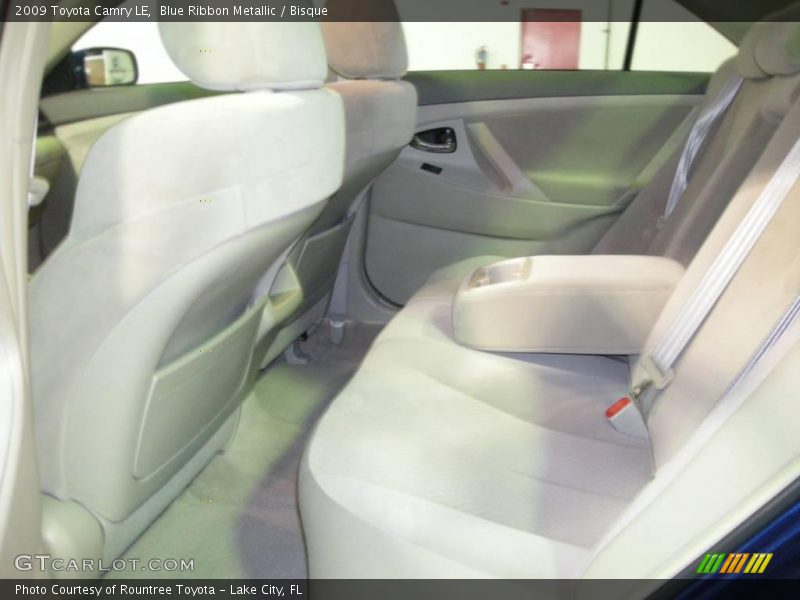 Blue Ribbon Metallic / Bisque 2009 Toyota Camry LE