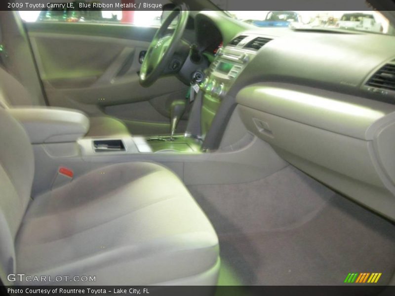 Blue Ribbon Metallic / Bisque 2009 Toyota Camry LE