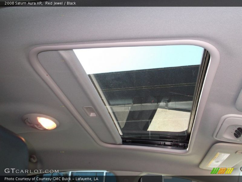 Red Jewel / Black 2008 Saturn Aura XR