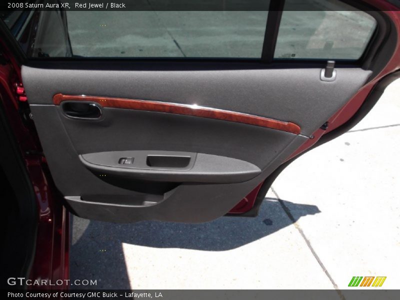 Red Jewel / Black 2008 Saturn Aura XR