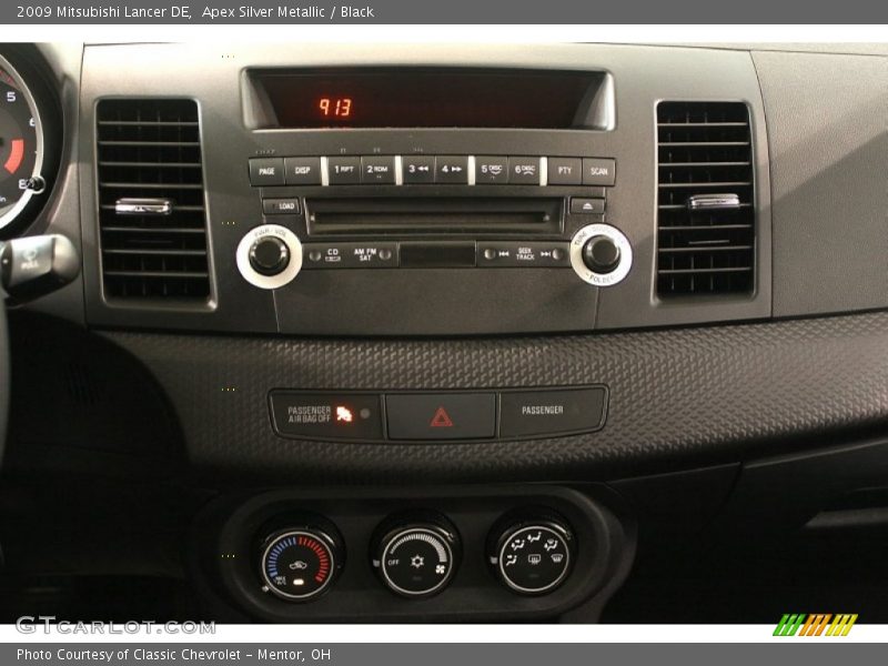 Apex Silver Metallic / Black 2009 Mitsubishi Lancer DE