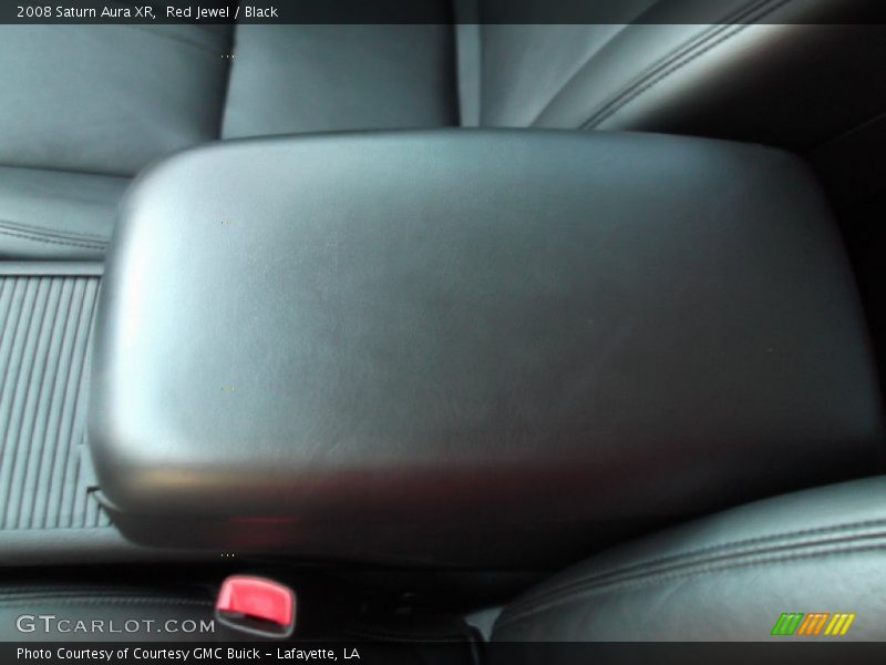 Red Jewel / Black 2008 Saturn Aura XR