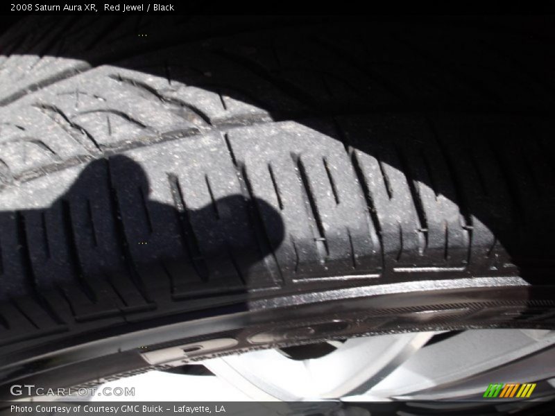 Red Jewel / Black 2008 Saturn Aura XR