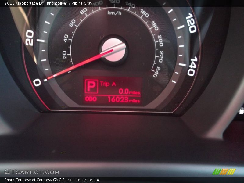 Bright Silver / Alpine Gray 2011 Kia Sportage LX