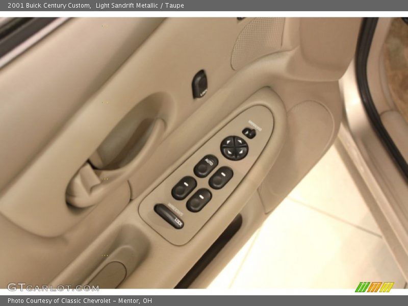 Light Sandrift Metallic / Taupe 2001 Buick Century Custom