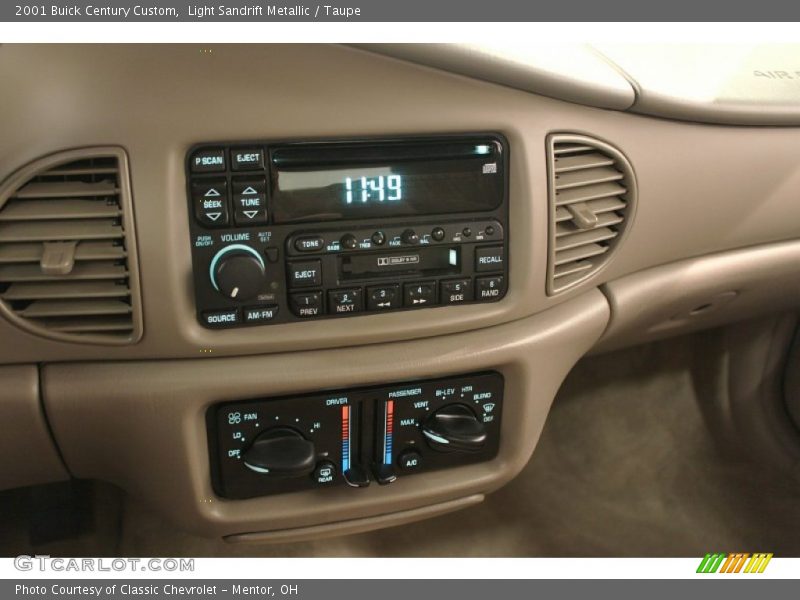 Light Sandrift Metallic / Taupe 2001 Buick Century Custom